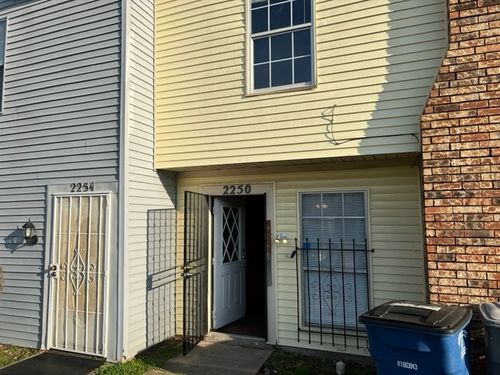 2250 Aspen Dr, Dallas, TX, 75227-8159 | Card Image