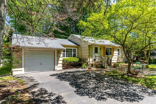 4 Charmaine Rd, Rochester, NY, 14624-3907 | Card Image