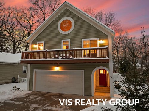 17323 Ottawa Ave, Spring Lake, MI, 49456-1856 | Card Image