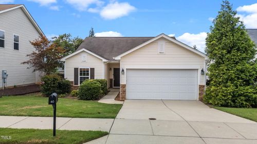 40 Averasboro Dr, Clayton, NC, 27520-2685 | Card Image