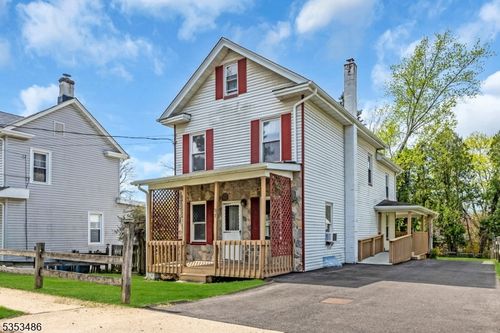 97 Belvidere Ave, Oxford, NJ, 07863-3007 | Card Image