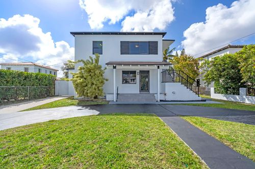 3-130 Sw 31st Ct, Miami, FL, 33135-1221 | Card Image