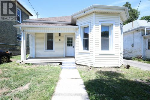8 Erie St, Saint Thomas, ON, N5R2M5 | Card Image