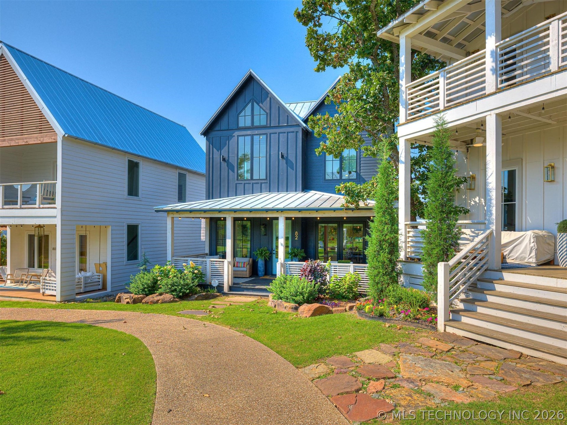 Residential in Carlton Landing 4