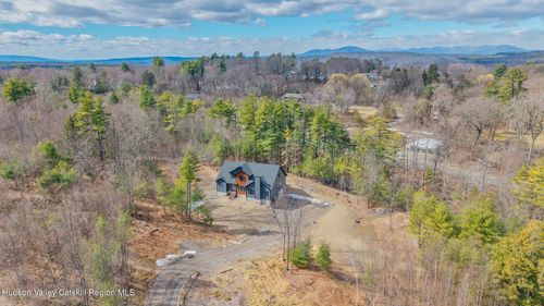32 Pro Ct, Hurley, NY, 12443-6244 | Card Image