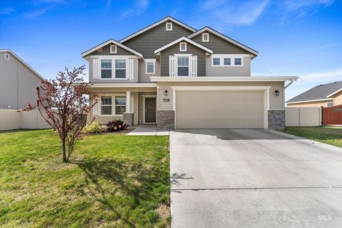 705 Sw Raelynn St, Mountain Home, ID, 83647-6477 | Card Image