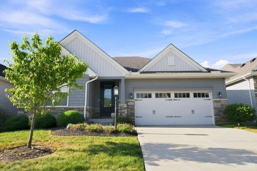 642 Sandker Ln, Cincinnati, OH, 45201 | Card Image
