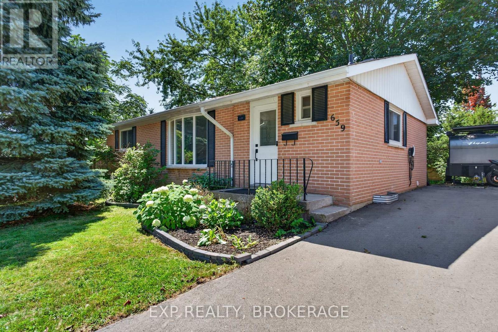 Residential in Kingston (South of Taylor-Kidd Blvd) 2
