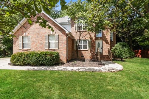 305 Castlemere Ct, Murfreesboro, TN, 37130-1370 | Card Image