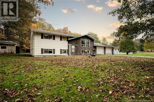 118 Myles Ave, Quispamsis, NB, E2E1G1 | Card Image