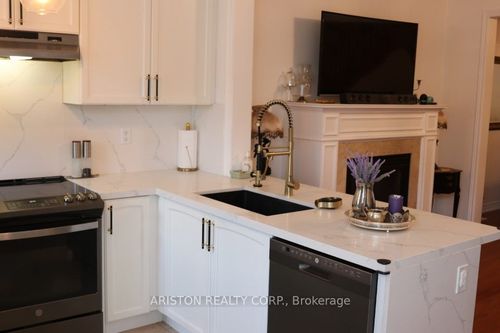 40 Alexie Way, Vaughan, ON, L4H3V3 | Card Image
