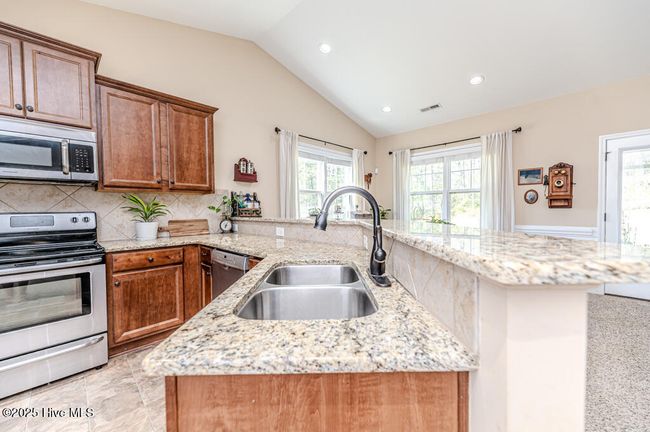 276 Widgeon Way, House other with 3 bedrooms, 2 bathrooms and 2 parking in Lillington NC | Image 22