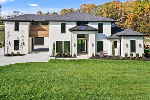 6057 Stone Cliff Ln, Franklin, TN, 37064-3587 | Card Image