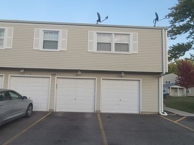 C - 189 Robert Court, Condo with 2 bedrooms, 1 bathrooms and 1 parking in Bartlett IL | Image 3