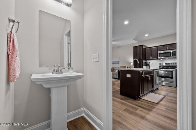 323 S Stingray Ln, Townhouse with 3 bedrooms, 3 bathrooms and 1 parking in Sneads Ferry NC | Image 16