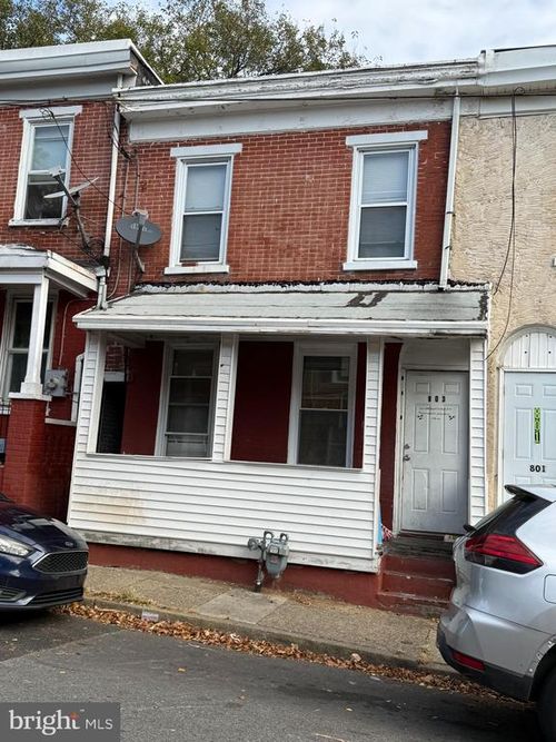 803 W 7th St, WILMINGTON, DE, 19801-2036 | Card Image
