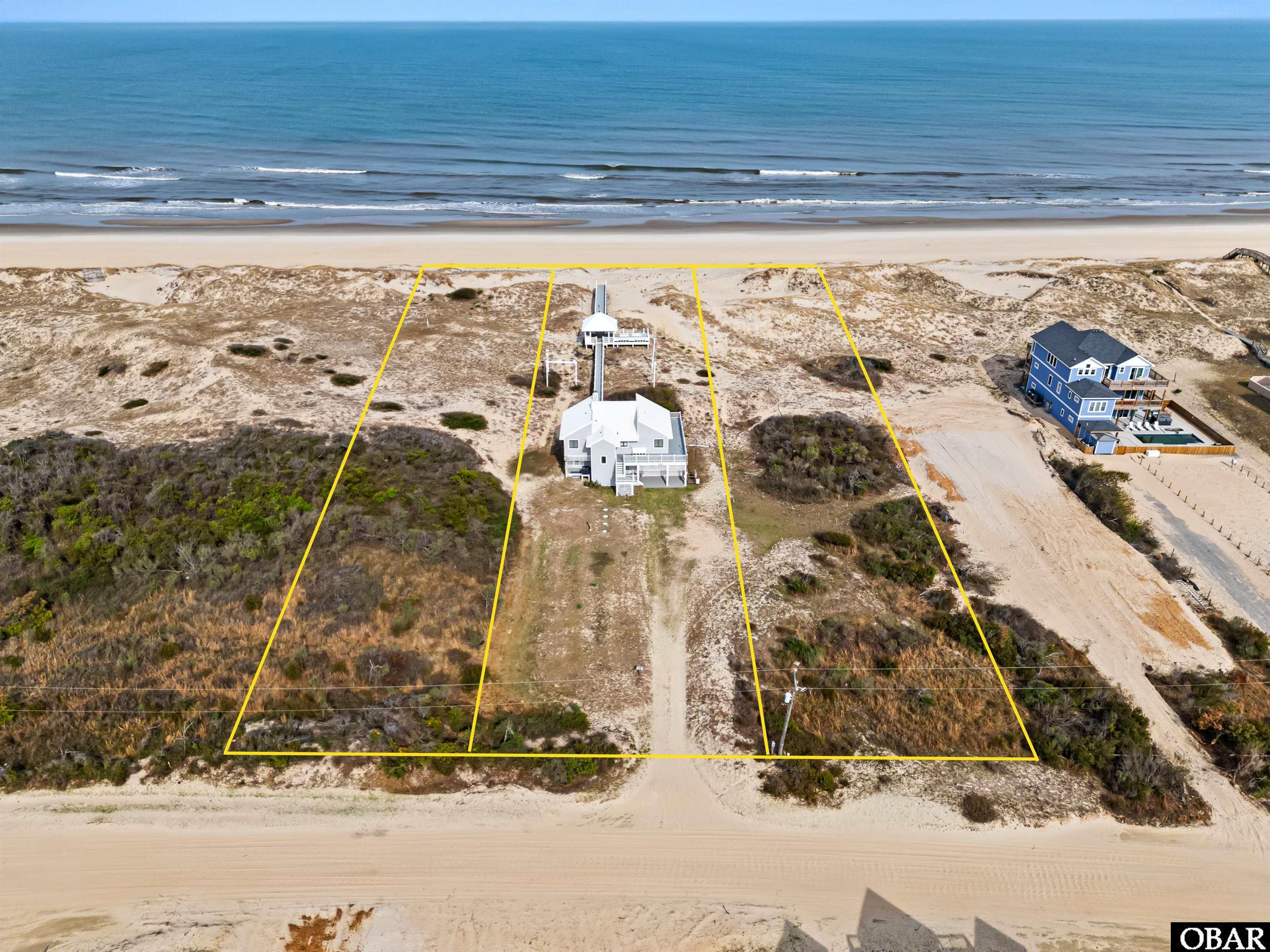 Land in Corolla