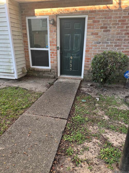 9735 Siegen Ln, Baton Rouge, LA, 70810-4702 | Card Image