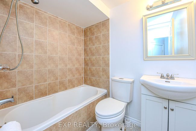 117 Harold St, House attached with 5 bedrooms, 3 bathrooms and 1 parking in Brampton ON | Image 34