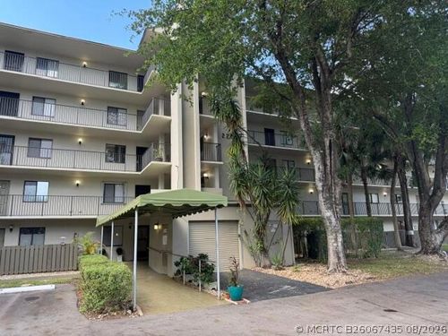 104-2209 S Cypress Bend Dr, Pompano Beach, FL, 33069-4446 | Card Image