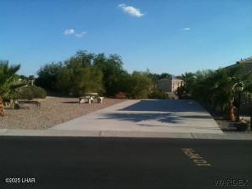 267-1905 Victoria Farms Rd, Lake Havasu City, AZ, 86404-8535 | Card Image
