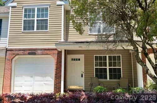 8053 Christmas Ct, Charlotte, NC, 28216-0701 | Card Image