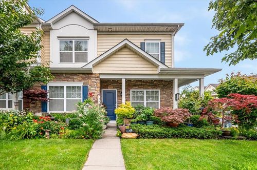 53 Barley Ln, Patchogue, NY, 11772-4177 | Card Image