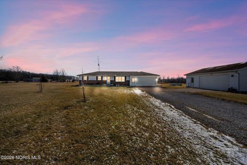 18920 County Road 218, Defiance, OH, 43512-9312 | Card Image