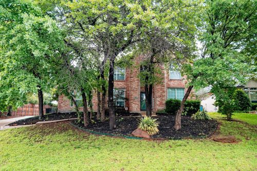 1501 Valley Creek Rd, Denton, TX, 76205-7579 | Card Image