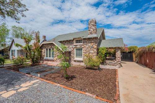 1922 W Holly St, Phoenix, AZ, 85009-2823 | Card Image