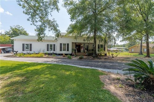 110 Twin Bridges Rd, Alexandria, LA, 71303-2167 | Card Image