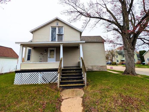 1417 11th Ave, Menominee, MI, 49858-2609 | Card Image