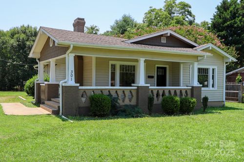 301 Faulkner St, Clover, SC, 29710-1310 | Card Image