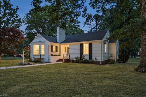308 Country Club Road, Newport News, VA, 23606 | Card Image