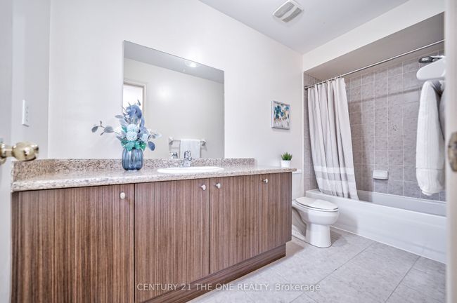 47 Hawkes Dr, House attached with 3 bedrooms, 3 bathrooms and 1 parking in Richmond Hill ON | Image 16