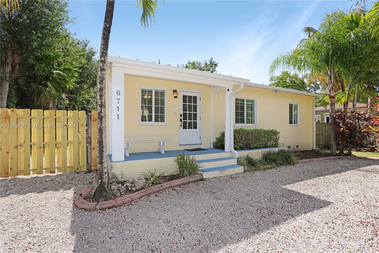 63rd Ct, South Miami, FL 33143