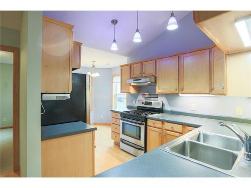 42-700 Leroy Ln, River Falls, WI, 54022-6208 | Card Image