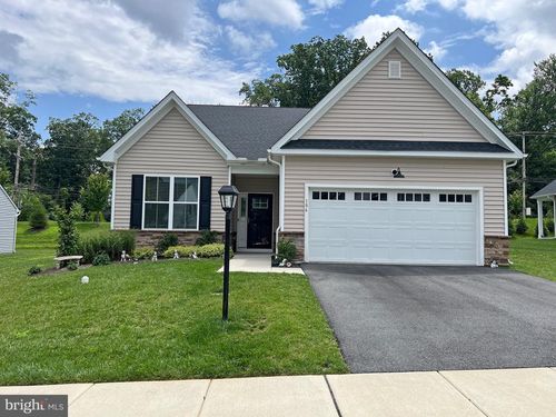 106 Lilac Ct, COATESVILLE, PA, 19320-2044 | Card Image