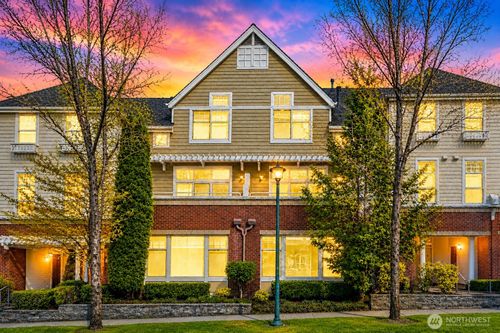 1439 Huckleberry Cir, Issaquah, WA, 98029-7651 | Card Image