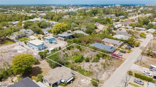 4211 Mariner Ln, BONITA SPRINGS, FL, 34134-4016 | Card Image