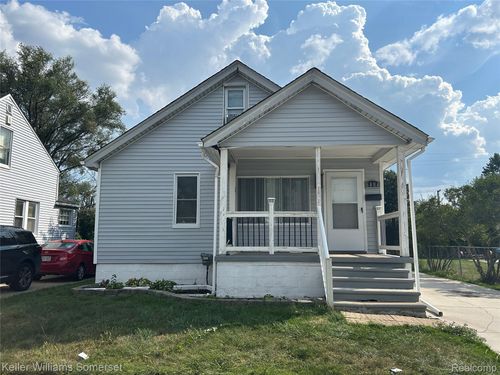 8484 Chalmers Ave, Warren, MI, 48089-2421 | Card Image