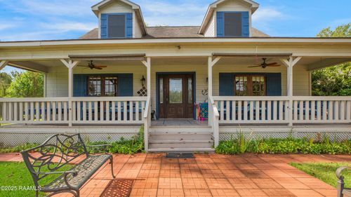 2115 Atchafalaya River Hwy, Breaux Bridge, LA, 70517-8520 | Card Image