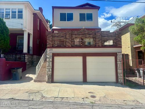 215 W Rio Grande Ave, El Paso, TX, 79902-3915 | Card Image