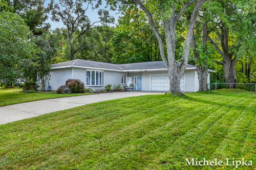2567 Shettler Road, Fruitport Charter Township, MI, 49444 | Card Image