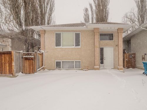 22 Assiniboia Rd W, Lethbridge, AB, T1K6Z1 | Card Image