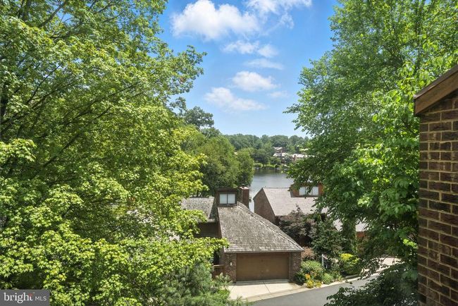 2151 Cabots Point Ln, Townhouse with 4 bedrooms, 3 bathrooms and null parking in RESTON VA | Image 35
