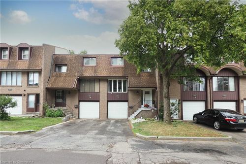 50-49 Cedarwoods Cres, Kitchener, ON, N2C2L1 | Card Image