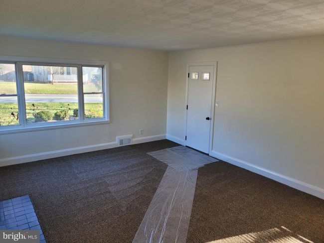 4016 Sykesville Rd, House other with 2 bedrooms, 1 bathrooms and null parking in FINKSBURG MD | Image 4
