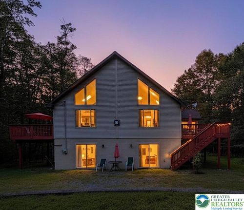 103 Livingston Ln, Clifton Township, PA, 18424-8989 | Card Image