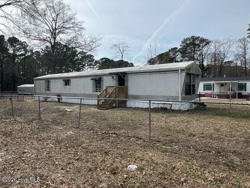 516 Greenwood Road, Richlands, NC, 28574 | Card Image